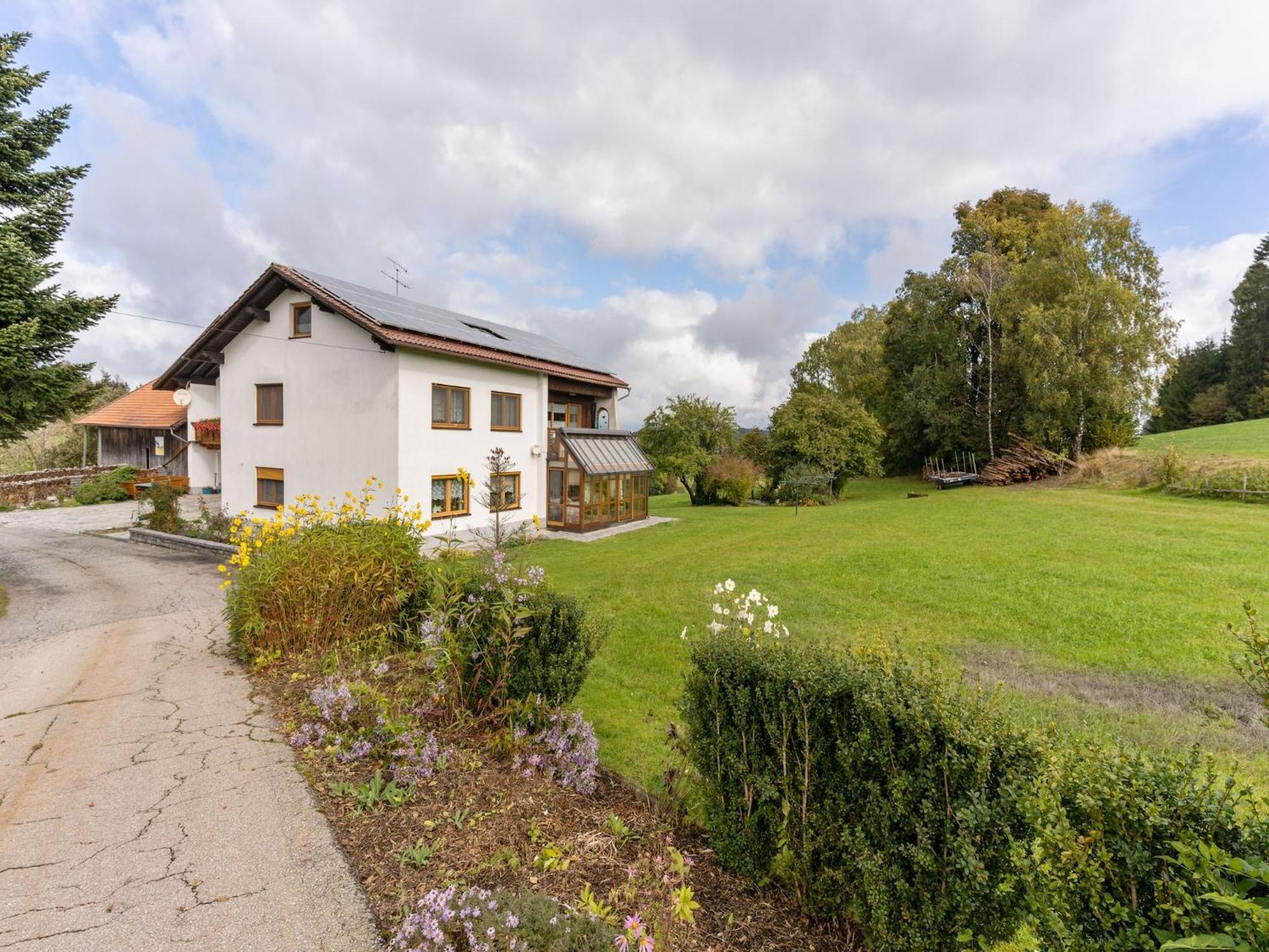 Cozy Apartment In Sonnen Bavaria Near Forest エクステリア 写真