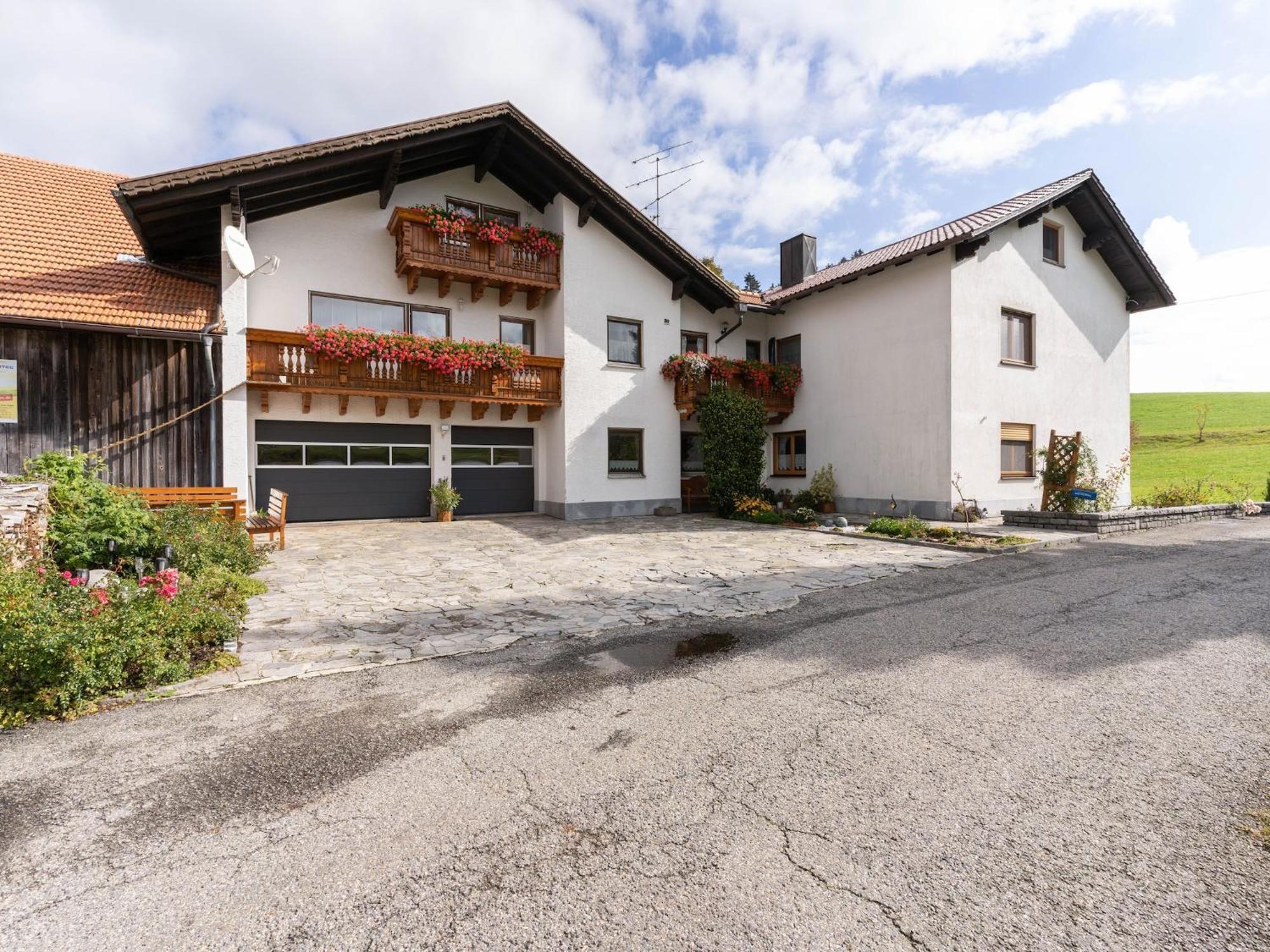 Cozy Apartment In Sonnen Bavaria Near Forest エクステリア 写真